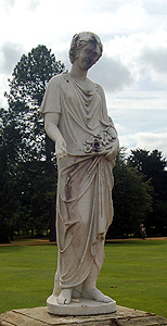 Statue of Flora near the Fountain September 2011